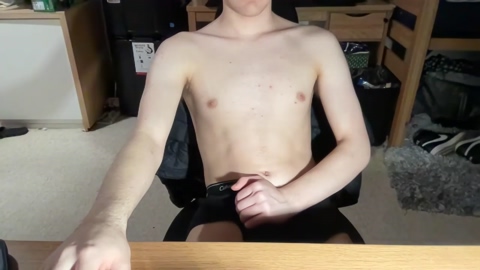 hungtwink04  10-02-2023